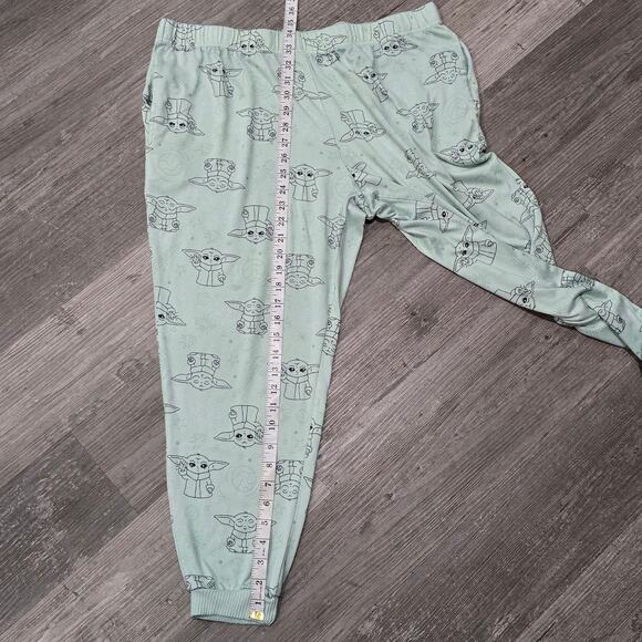 Star Wars Green Mandalorian The Child 2 Piece Pajama Set Soft PJ Top & Pants XL - Picture 10 of 11